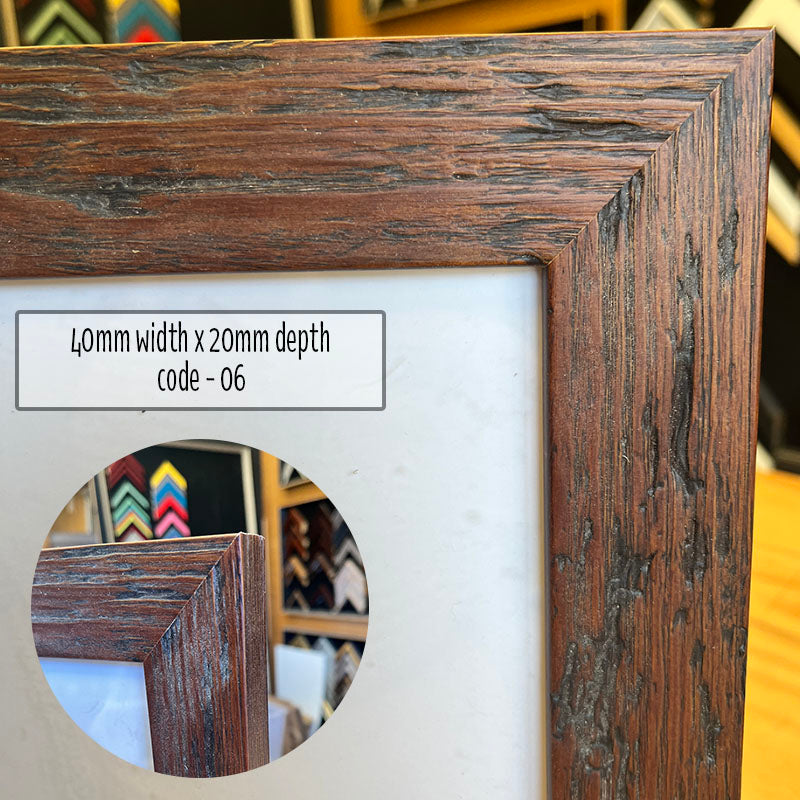 11”x14” Photo frame in a Rustic Medium Walnut finish made from quality framing materials. This Picture Frame is perfect for an 11inch x 14inch artwork or photo, or you can add a matboard insert for smaller A5 artwork or 8”x10” or 6”x8” photos