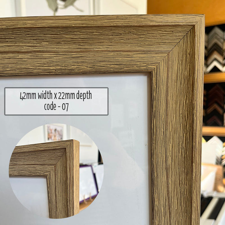 11”x14” Photo frame in a Rustic Light Walnut finish made from quality framing materials. This Picture Frame is perfect for an 11inch x 14inch artwork or photo, or you can add a matboard insert for smaller A5 artwork or 8”x10” or 6”x8” photos.