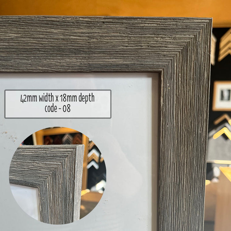 11”x14” Photo frame in a Rustic Grey finish made from quality framing materials. This Picture Frame is perfect for an 11inch x 14inch artwork or photo, or you can add a matboard insert for smaller A5 artwork or 8”x10” or 6”x8” photos.